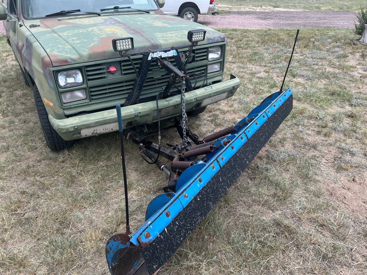 Chevrolet-K5-blazer-diesel-1986-green-6