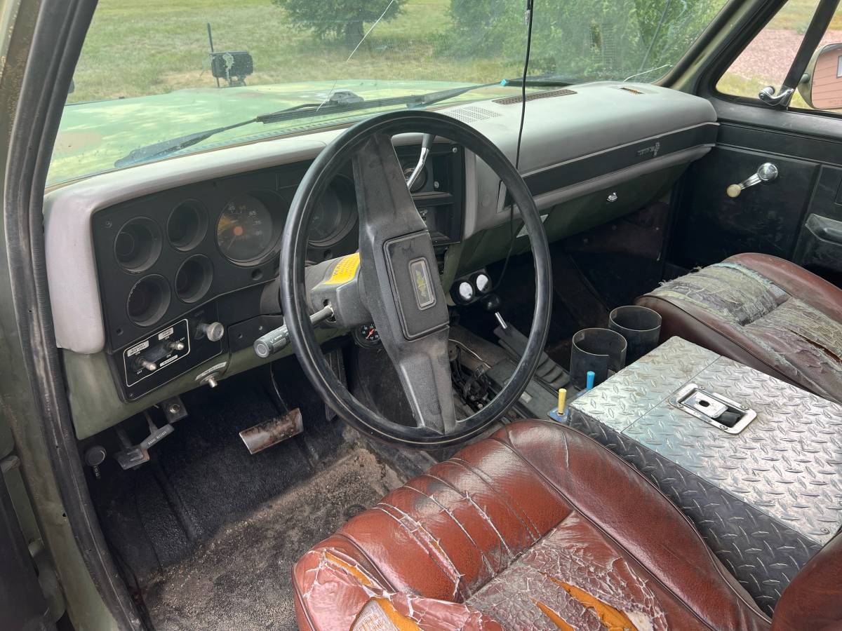 Chevrolet-K5-blazer-diesel-1986-green-8