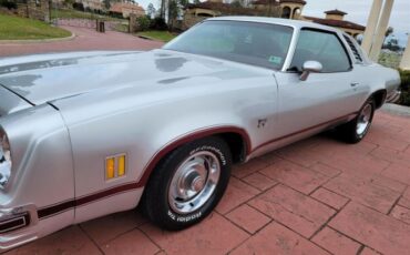 Chevrolet-Laguna-1975-27