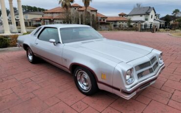 Chevrolet-Laguna-1976-24