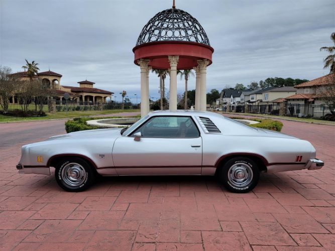 Chevrolet-Laguna-1976-29