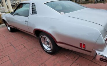 Chevrolet-Laguna-1976-8