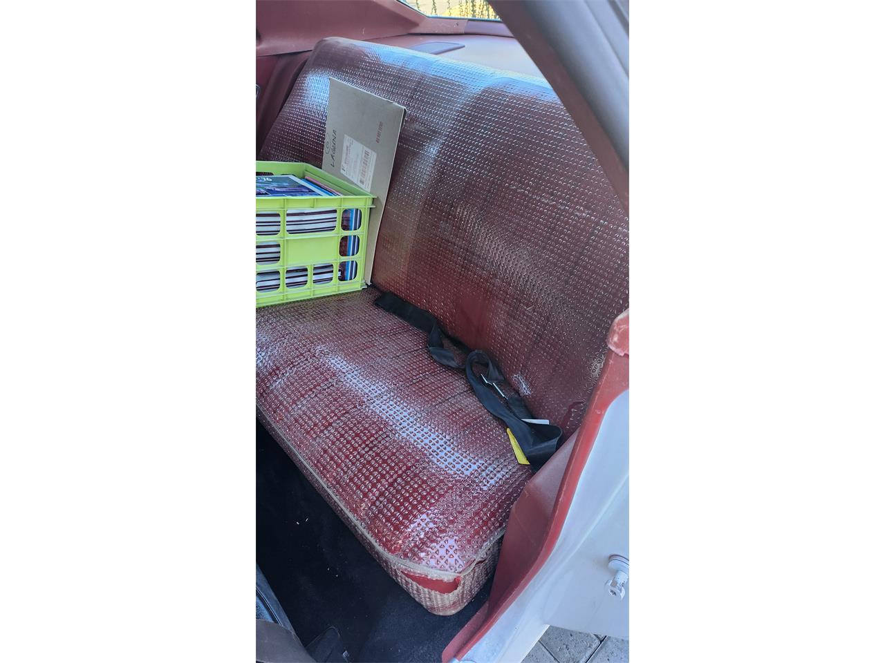 Chevrolet-Laguna-s3-1975-WhiteRed-RedBlack-10