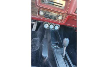 Chevrolet-Laguna-s3-1975-WhiteRed-RedBlack-12