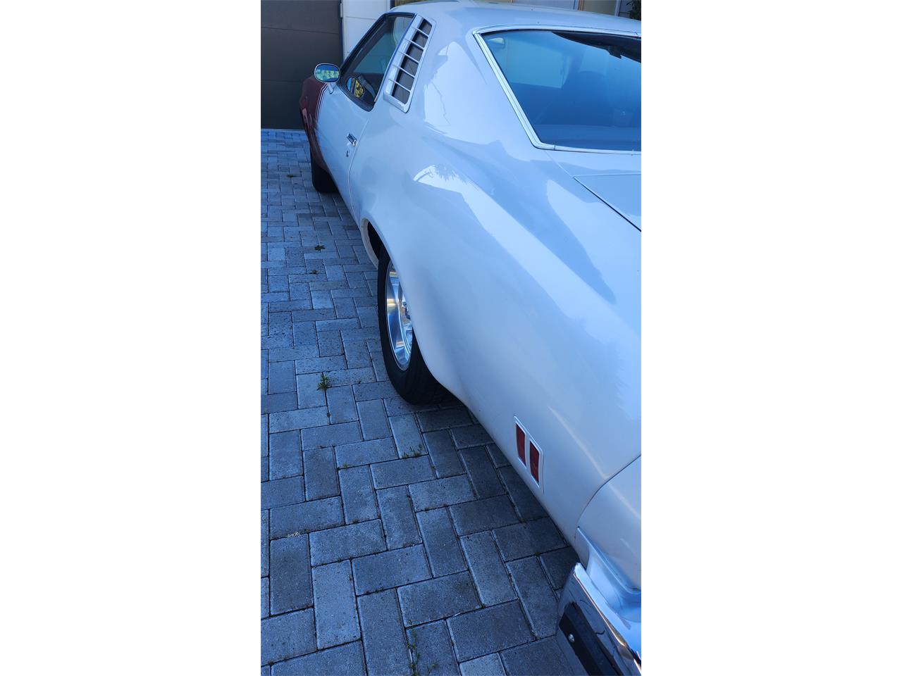 Chevrolet-Laguna-s3-1975-WhiteRed-RedBlack-16