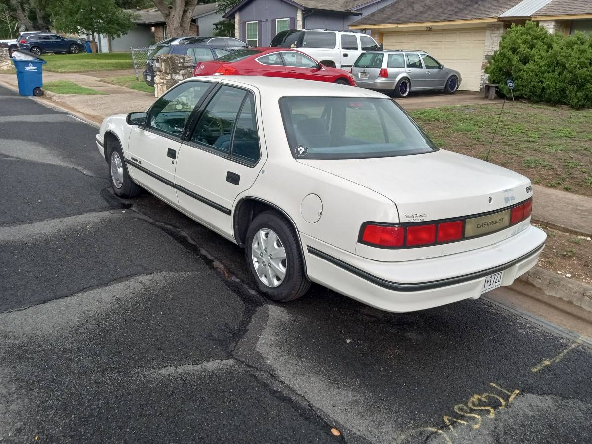 Chevrolet-Lumina-1991-white-1