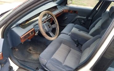 Chevrolet-Lumina-1991-white-2