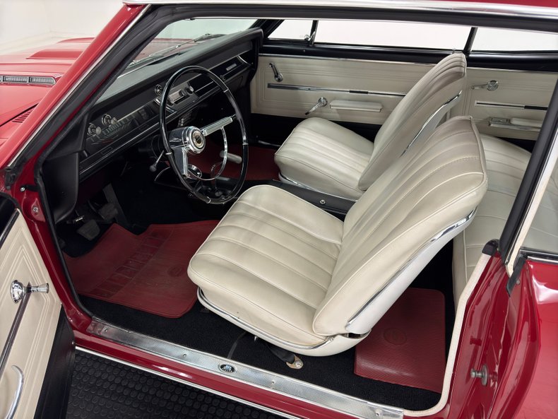 Chevrolet-Malibu-1966-Madeira-Maroon-White-31