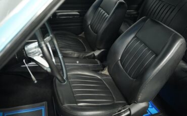 Chevrolet-Malibu-1966-Mist-Blue-Black-12