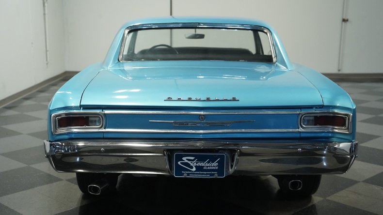 Chevrolet-Malibu-1966-Mist-Blue-Black-16