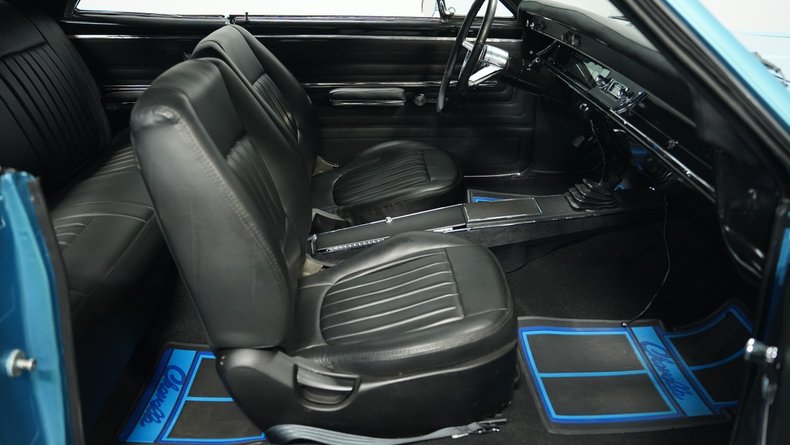 Chevrolet-Malibu-1966-Mist-Blue-Black-38