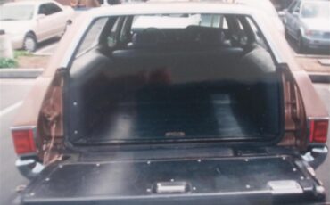 Chevrolet-Malibu-1970-Gold-Black-3