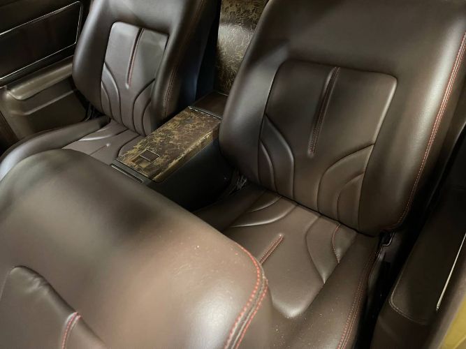 Chevrolet-Malibu-1977-Custom-Custom-Leather-7