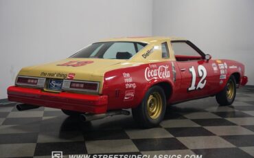 Chevrolet-Malibu-1977-Red-Red-12