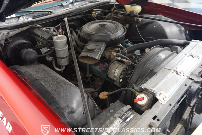 Chevrolet-Malibu-1977-Red-Red-36