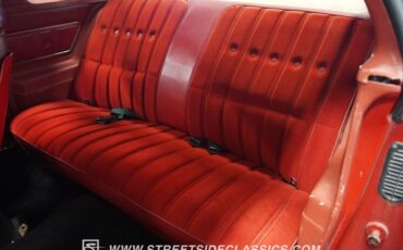Chevrolet-Malibu-1977-Red-Red-47