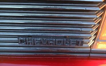 Chevrolet-Malibu-1981-8