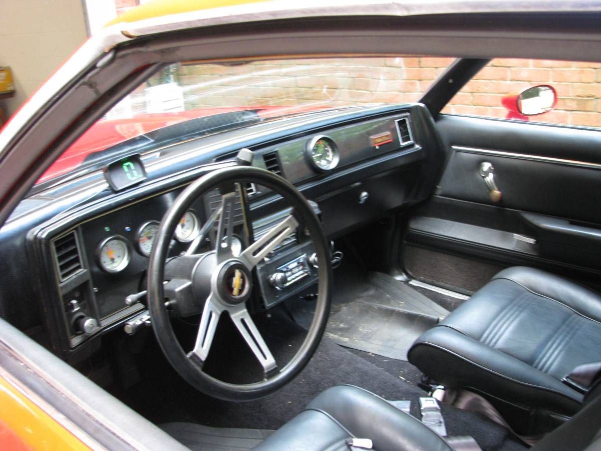 Chevrolet-Malibu-1981-red-5