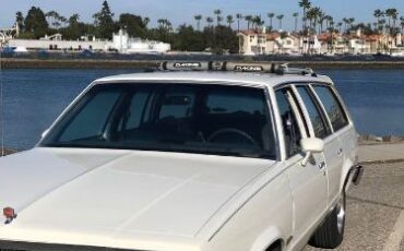 Chevrolet-Malibu-1983-White-1