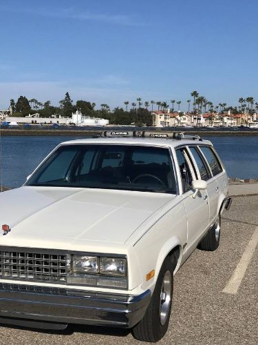 Chevrolet-Malibu-1983-White-1