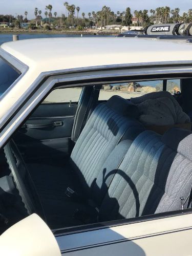 Chevrolet-Malibu-1983-White-3
