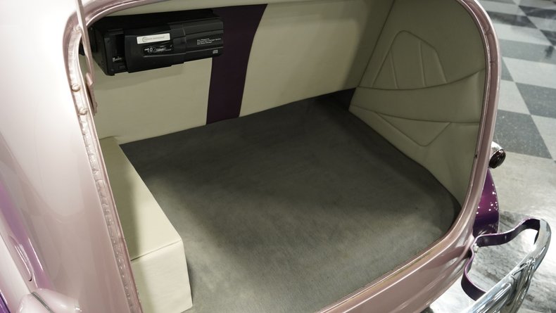 Chevrolet-Master-1936-Mauve-White-15