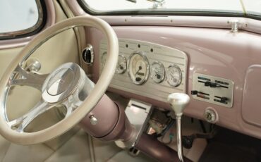 Chevrolet-Master-1936-Mauve-White-47