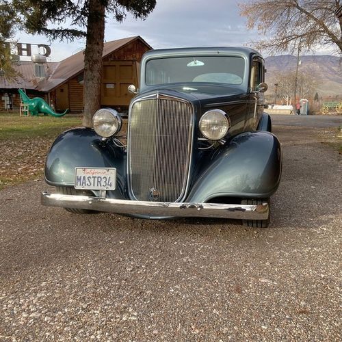 Chevrolet-Master-deluxe-1934-Silver-Tan-1