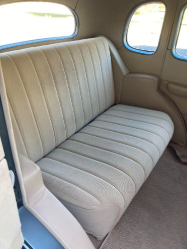 Chevrolet-Master-deluxe-1934-Silver-Tan-6