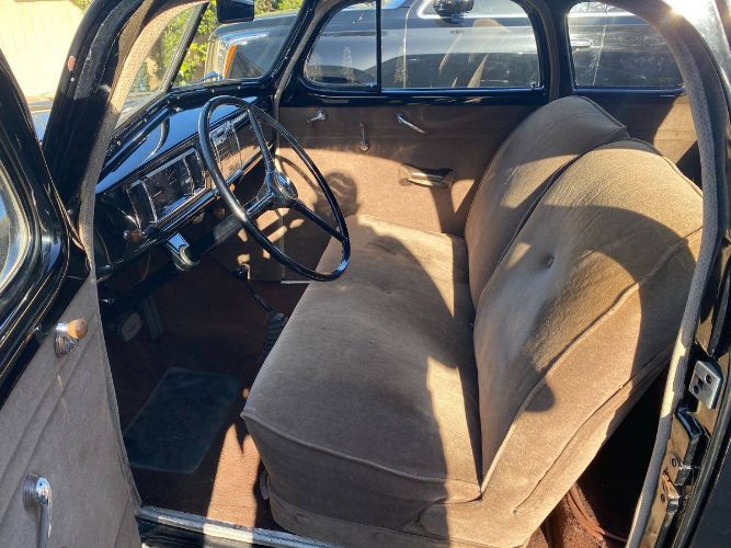 Chevrolet-Master-deluxe-1939-Black-3