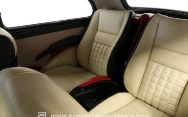 Chevrolet-Master-deluxe-1940-Red-Black-ampamp-Red-11