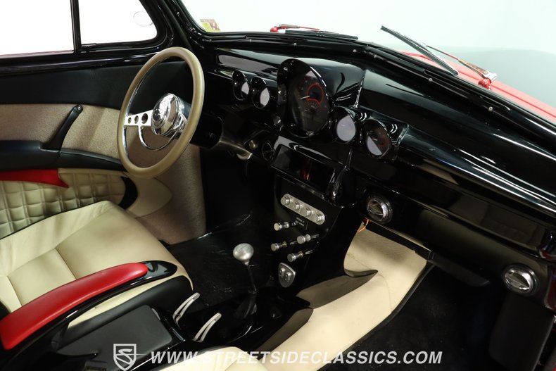 Chevrolet-Master-deluxe-1940-Red-Black-ampamp-Red-39