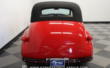 Chevrolet-Master-deluxe-1940-Red-Black-ampamp-Red-6