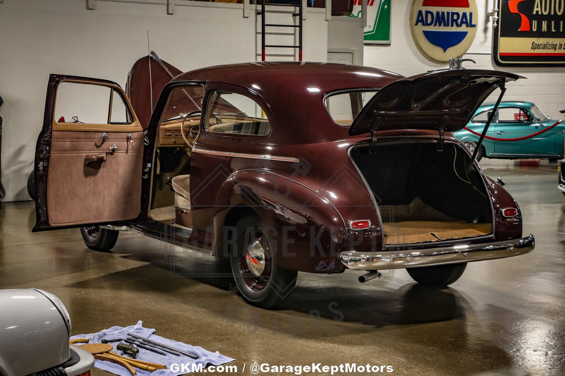 Chevrolet-Master-deluxe-1941-Ruby-Maroon-Tan-11