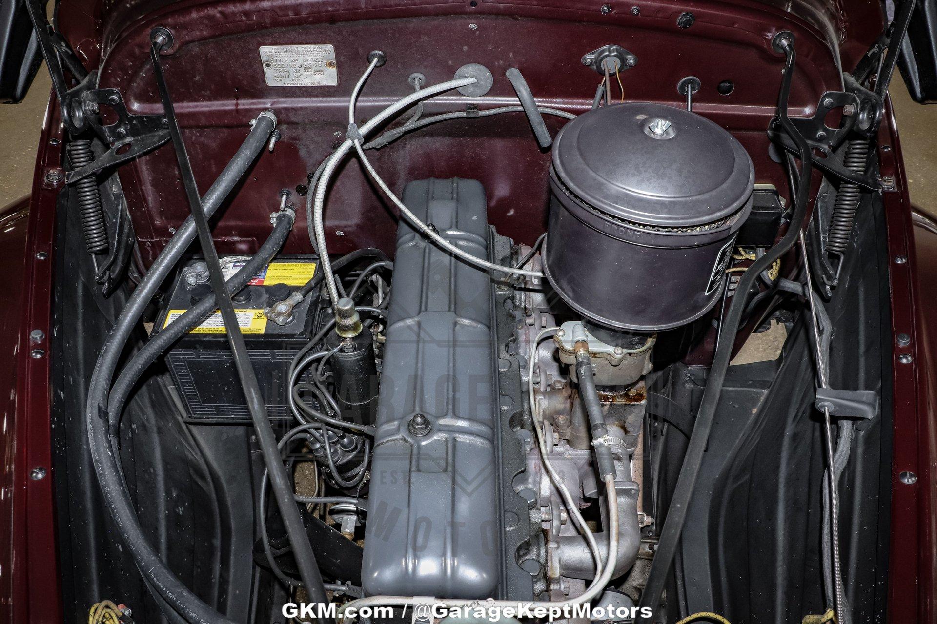 Chevrolet-Master-deluxe-1941-Ruby-Maroon-Tan-14