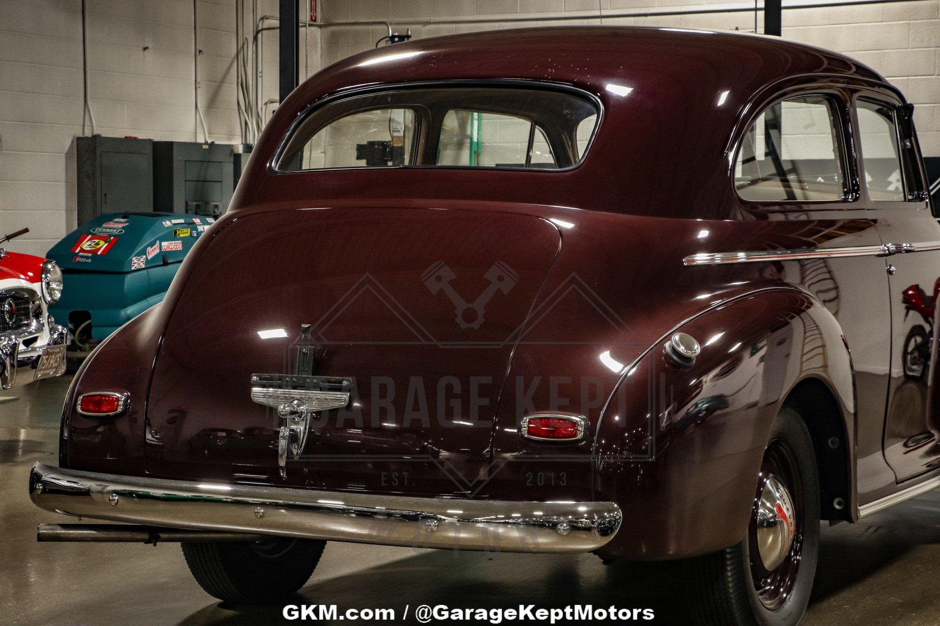 Chevrolet-Master-deluxe-1941-Ruby-Maroon-Tan-48