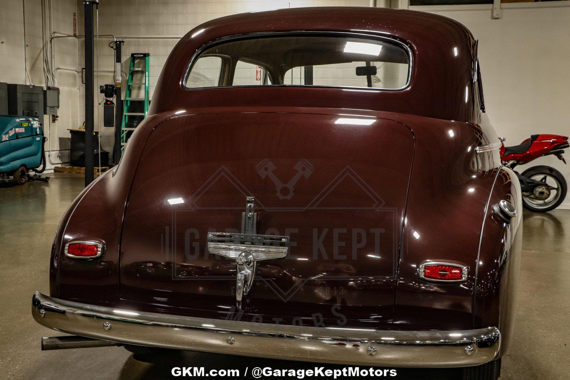 Chevrolet-Master-deluxe-1941-Ruby-Maroon-Tan-5