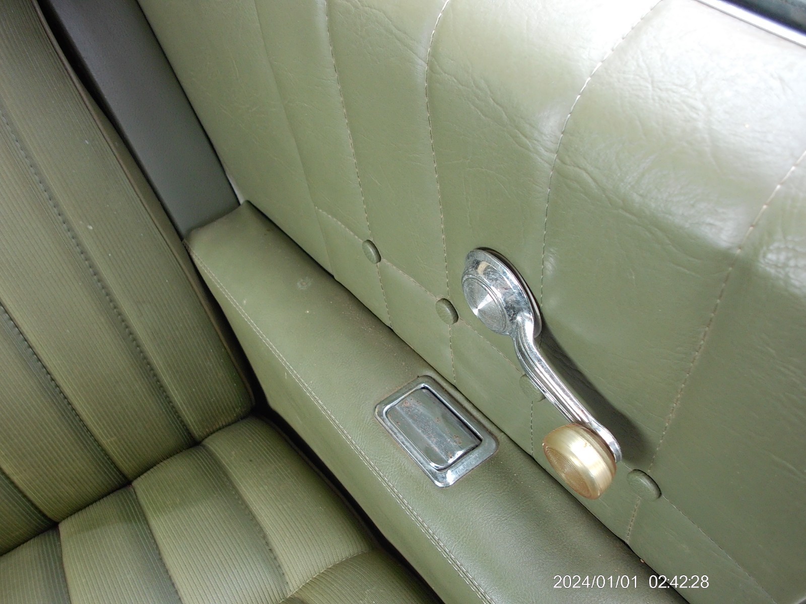 Chevrolet-Monte-Carlo-1971-14