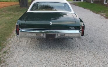 Chevrolet-Monte-Carlo-1971-2