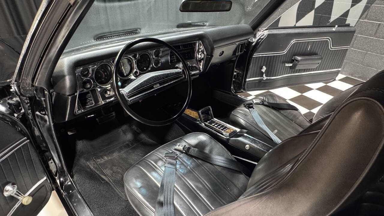 Chevrolet-Monte-Carlo-1972-Coupe-1