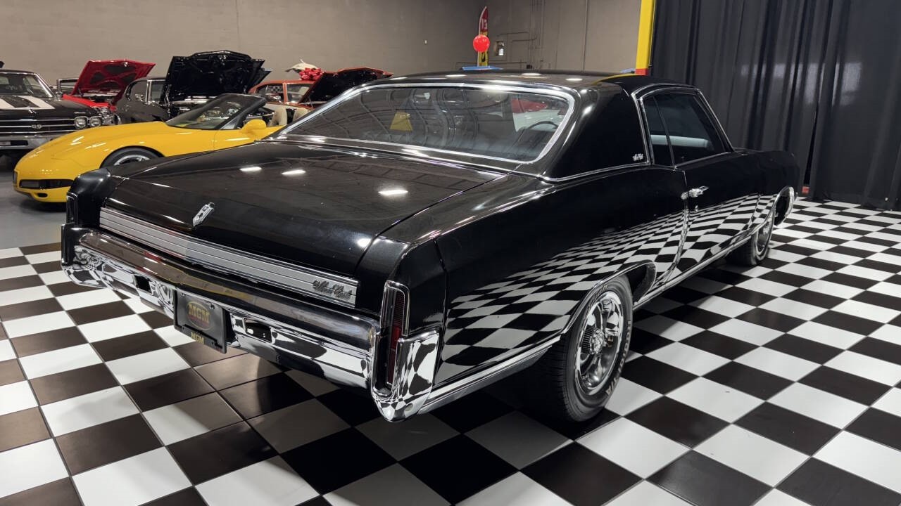 Chevrolet-Monte-Carlo-1972-Coupe-10