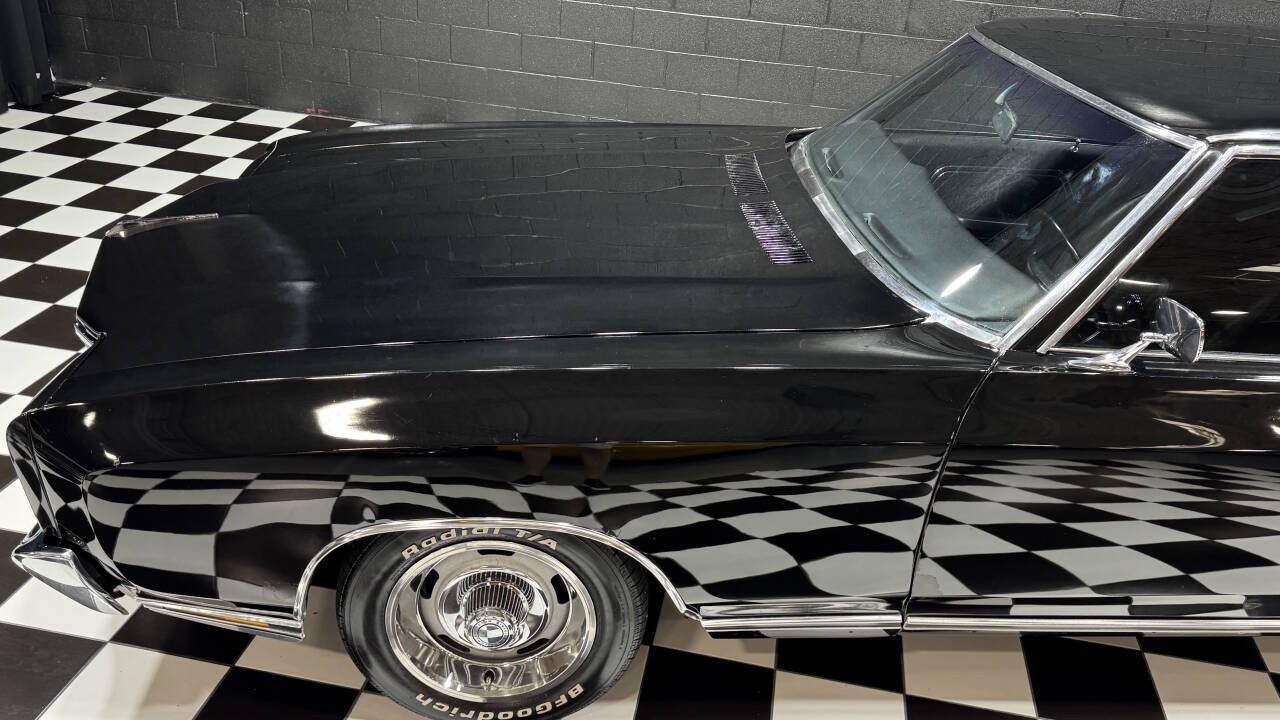 Chevrolet-Monte-Carlo-1972-Coupe-15