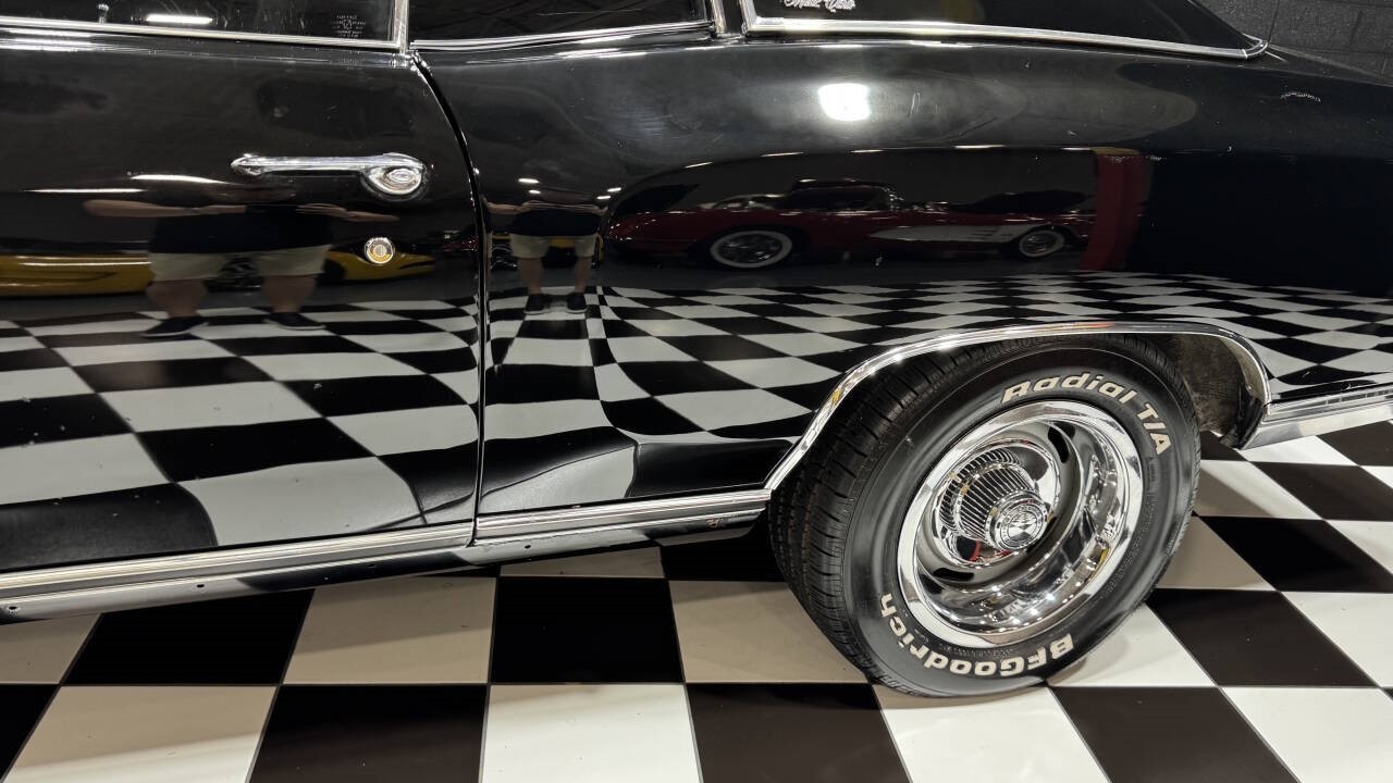 Chevrolet-Monte-Carlo-1972-Coupe-16