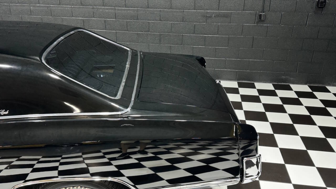 Chevrolet-Monte-Carlo-1972-Coupe-17