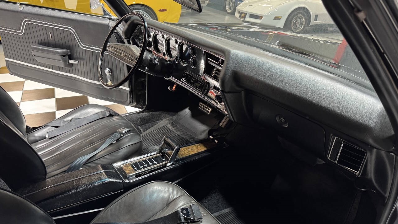 Chevrolet-Monte-Carlo-1972-Coupe-3