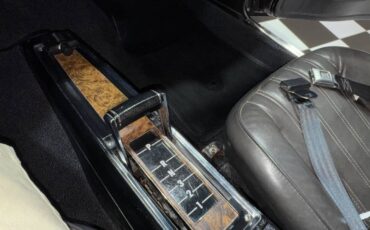 Chevrolet-Monte-Carlo-1972-Coupe-31