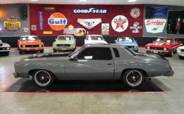 Chevrolet-Monte-Carlo-1976-Coupe-10