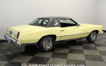 Chevrolet-Monte-Carlo-1976-Coupe-11