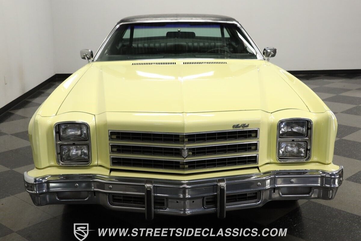 Chevrolet-Monte-Carlo-1976-Coupe-15