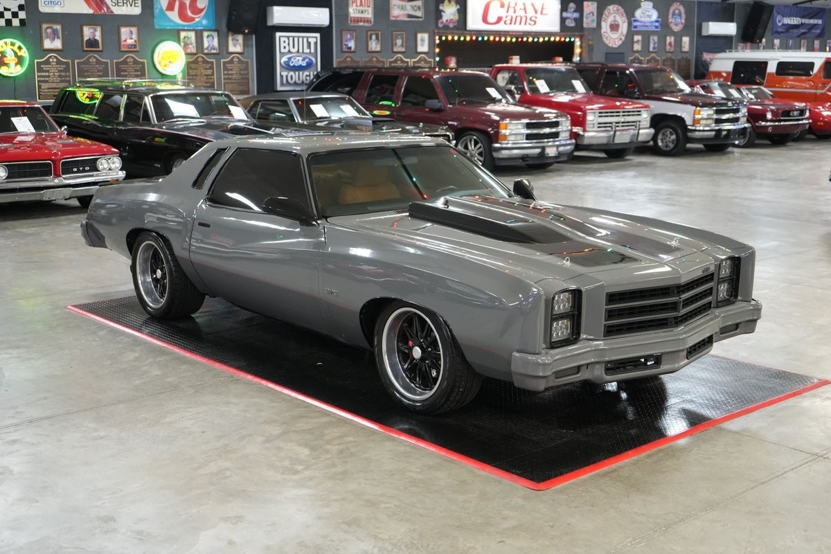 Chevrolet-Monte-Carlo-1976-Coupe-16